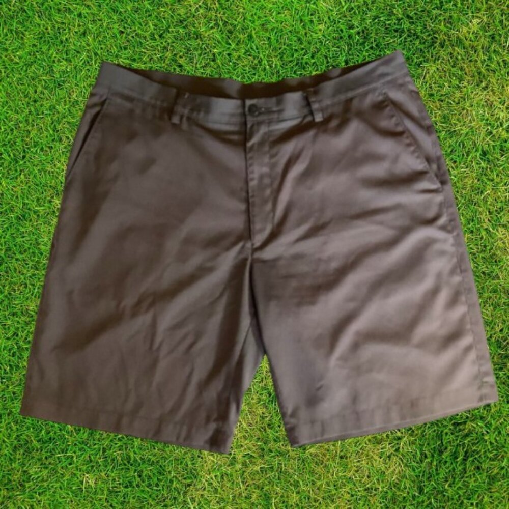 PGA Tour ProSeries Golf Shorts Size 38